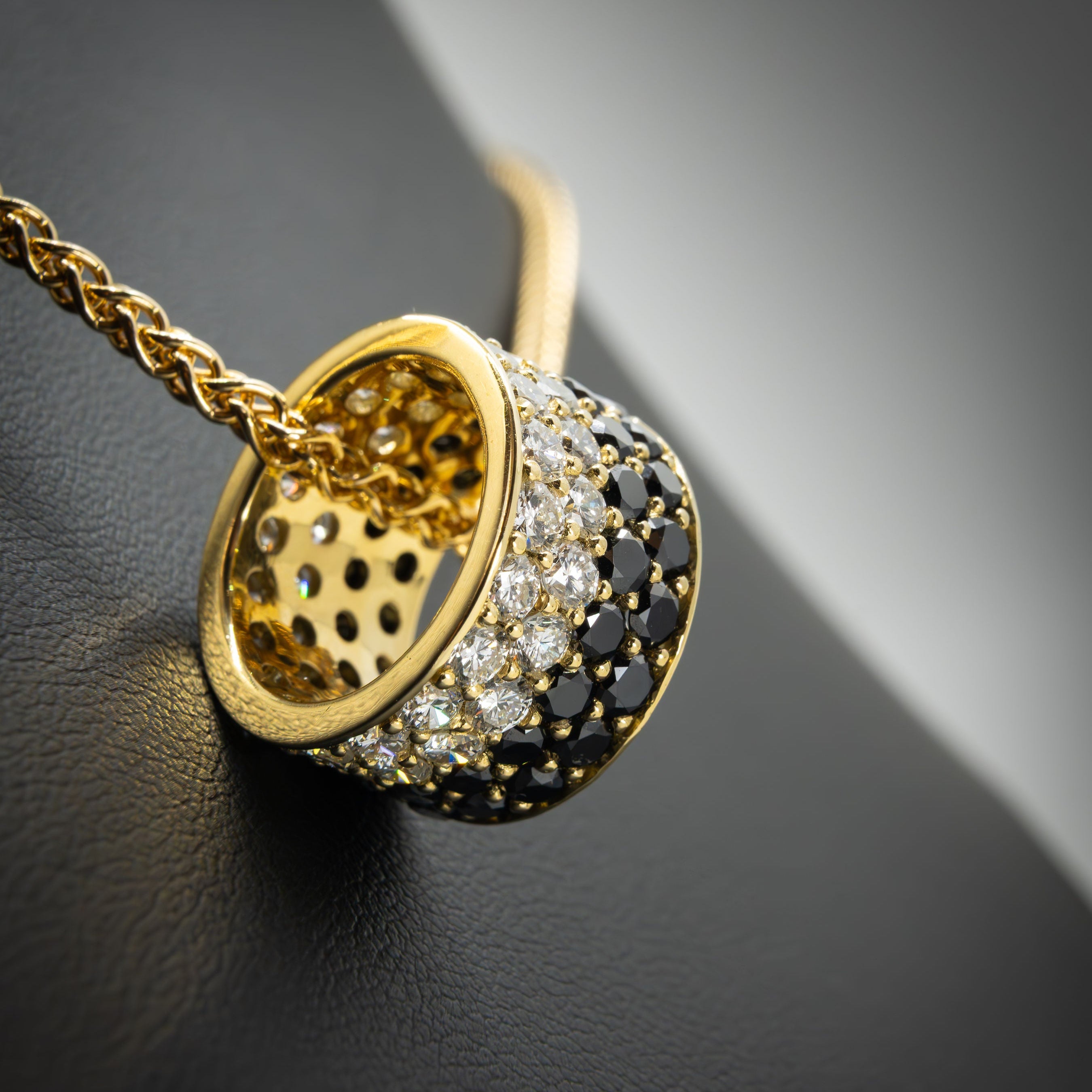 Luna Ring Pendant Chain